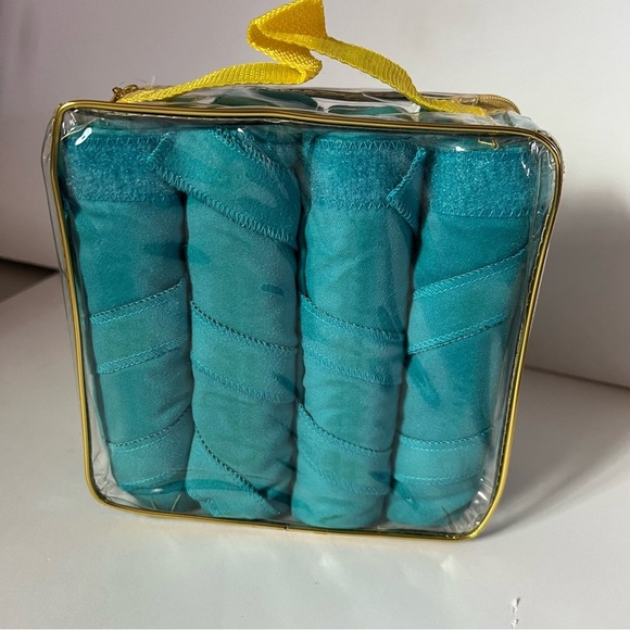 The Sleep Styler Foam Rollers Curlers - Blue 8ct Large (6 inch) Rollers - Picture 3 of 11